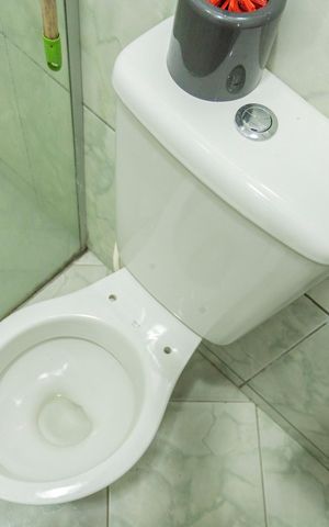 Casa à venda com 200m², 3 quartos e 2 vagasBanheiro da Edícula