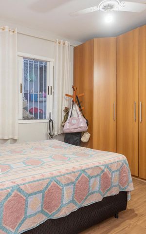 Casa à venda com 200m², 3 quartos e 2 vagasQuarto Suíte 2