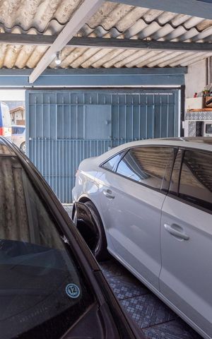 Casa à venda com 200m², 3 quartos e 2 vagasGaragem