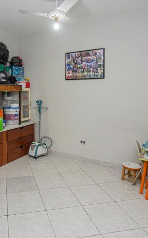 Casa à venda com 200m², 3 quartos e 2 vagasQuarto da Edícula