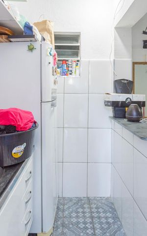 Casa à venda com 200m², 3 quartos e 2 vagasCozinha da Edícula