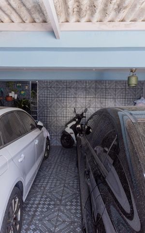 Casa à venda com 200m², 3 quartos e 2 vagasGaragem
