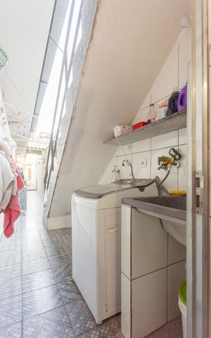 Casa à venda com 200m², 3 quartos e 2 vagasÁrea de Serviço