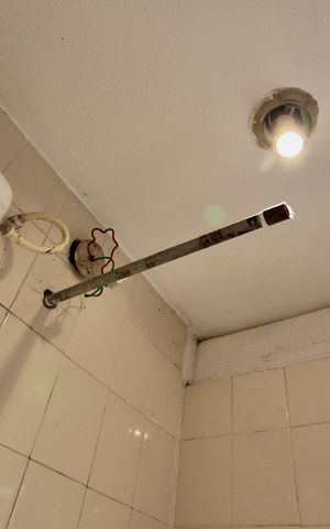 Casa para alugar com 40m², 2 quartos e sem vaga Casa para alugar com 40m², 2 quartos e sem vagaBanheiro Social