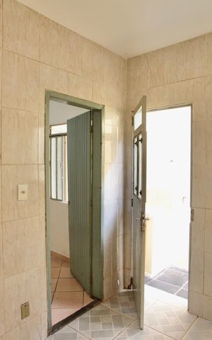 Casa para alugar com 40m², 2 quartos e sem vaga Casa para alugar com 40m², 2 quartos e sem vagaCozinha e Área de serviço
