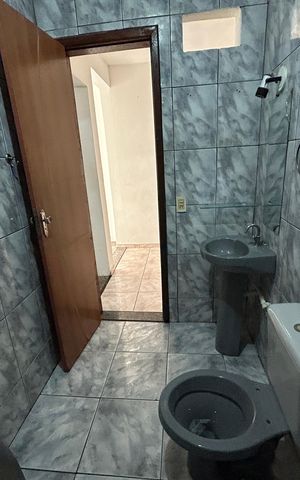 Casa para alugar com 45m², 1 quarto e sem vagaBanheiro