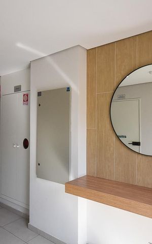 Apartamento à venda com 42m², 2 quartos e sem vaga Apartamento à venda com 42m², 2 quartos e sem vagaHall Social