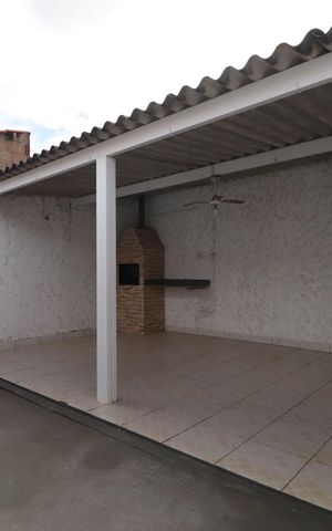 Casa de condomínio para alugar com 90m², 2 quartos e 2 vagasVaranda