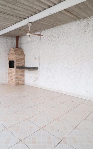 Casa de condomínio para alugar com 90m², 2 quartos e 2 vagasVaranda