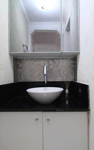 Apartamento à venda com 68m², 3 quartos e 2 vagasBanheiro