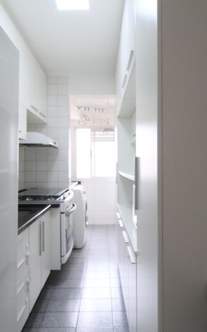 Apartamento à venda com 68m², 3 quartos e 2 vagasCozinha - Armários
