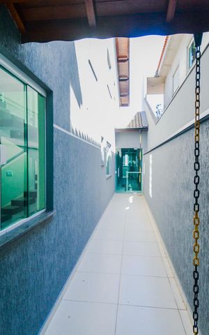 Casa à venda com 125m², 3 quartos e sem vagaCorredor Lateral