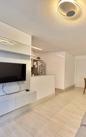 Apartamento à venda com 100m², 3 quartos e 2 vagas Apartamento à venda com 100m², 3 quartos e 2 vagasSala