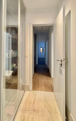 Apartamento à venda com 100m², 3 quartos e 2 vagas Apartamento à venda com 100m², 3 quartos e 2 vagasCorredor