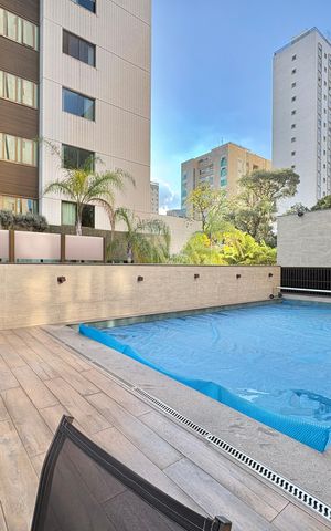 Apartamento à venda com 100m², 3 quartos e 2 vagas Apartamento à venda com 100m², 3 quartos e 2 vagasÁrea comum - Piscina