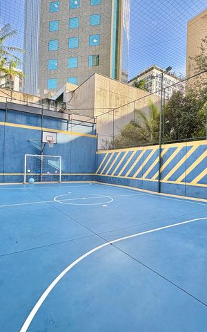 Apartamento à venda com 100m², 3 quartos e 2 vagas Apartamento à venda com 100m², 3 quartos e 2 vagasÁrea comum - Quadra
