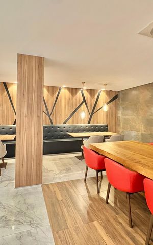 Apartamento à venda com 100m², 3 quartos e 2 vagas Apartamento à venda com 100m², 3 quartos e 2 vagasÁrea comum - Salão de festas