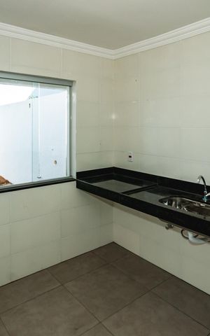 Casa à venda com 87m², 2 quartos e 2 vagasCozinha
