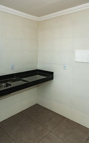 Casa à venda com 87m², 2 quartos e 2 vagasCozinha