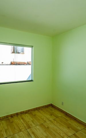 Casa à venda com 87m², 2 quartos e 2 vagasSuíte