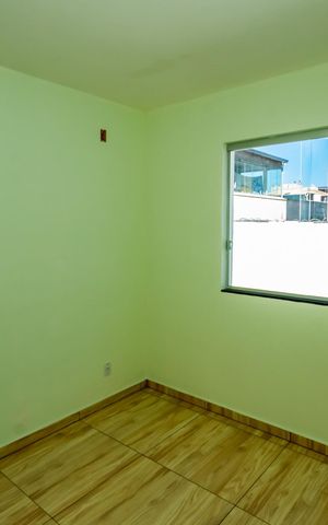 Casa à venda com 87m², 2 quartos e 2 vagasSuíte