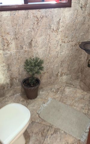 Casa de condomínio para alugar com 500m², 1 quarto e 6 vagas Casa de condomínio para alugar com 500m², 1 quarto e 6 vagasBanheiro Social