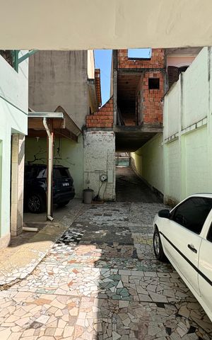 Casa para alugar com 258m², 6 quartos e 8 vagas Casa para alugar com 258m², 6 quartos e 8 vagasGaragem