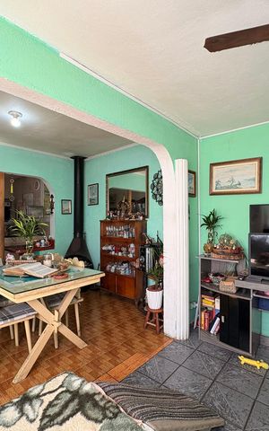 Casa para alugar com 258m², 6 quartos e 8 vagas Casa para alugar com 258m², 6 quartos e 8 vagasSala