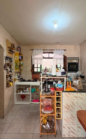 Casa para alugar com 258m², 6 quartos e 8 vagas Casa para alugar com 258m², 6 quartos e 8 vagasCozinha