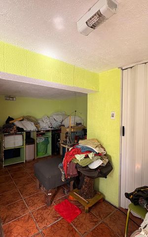 Casa para alugar com 258m², 6 quartos e 8 vagas Casa para alugar com 258m², 6 quartos e 8 vagasQuarto de Serviço