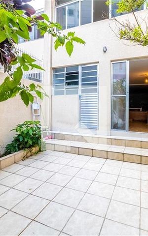 Casa para alugar com 525m², 4 quartos e 2 vagas Casa para alugar com 525m², 4 quartos e 2 vagasÁrea externa