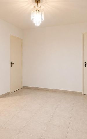 Casa para alugar com 525m², 4 quartos e 2 vagas Casa para alugar com 525m², 4 quartos e 2 vagasSala