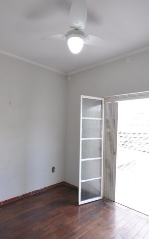 Casa para alugar com 250m², 4 quartos e 2 vagasQuarto Suíte