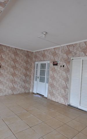 Casa para alugar com 250m², 4 quartos e 2 vagasGaragem