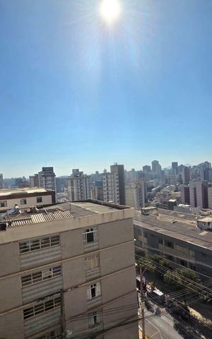 Apartamento à venda com 130m², 2 quartos e 2 vagas Apartamento à venda com 130m², 2 quartos e 2 vagasVista