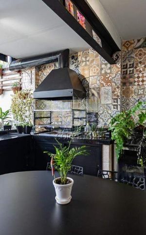 Casa à venda com 211m², 3 quartos e 3 vagas
