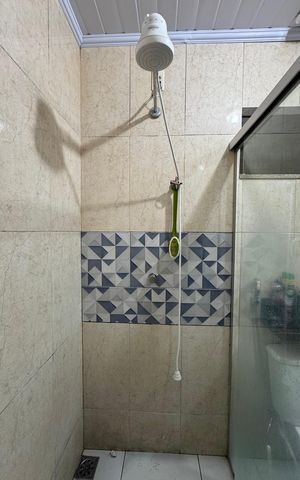 Casa à venda com 105m², 3 quartos e sem vaga