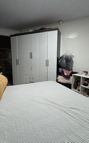 Casa à venda com 105m², 3 quartos e sem vaga
