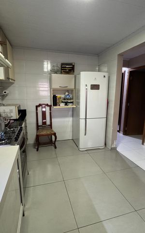 Casa à venda com 105m², 3 quartos e sem vaga