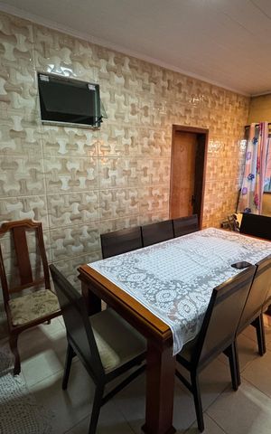 Casa à venda com 105m², 3 quartos e sem vaga