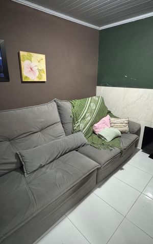 Casa à venda com 105m², 3 quartos e sem vaga