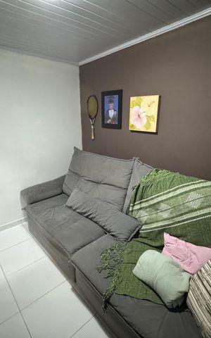 Casa à venda com 105m², 3 quartos e sem vaga