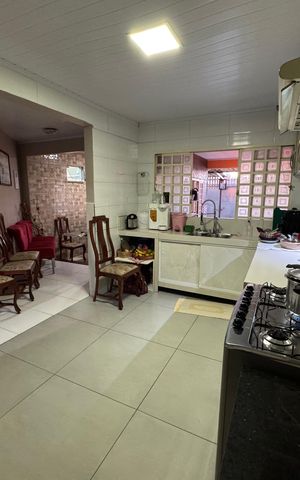 Casa à venda com 105m², 3 quartos e sem vaga