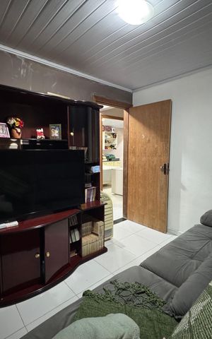 Casa à venda com 105m², 3 quartos e sem vaga
