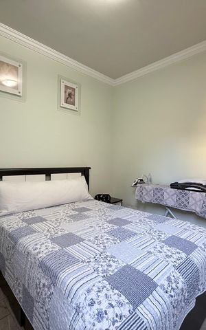 Casa à venda com 300m², 4 quartos e 2 vagas Casa à venda com 300m², 4 quartos e 2 vagasQuarto