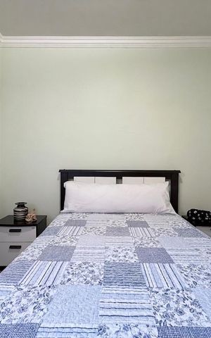Casa à venda com 300m², 4 quartos e 2 vagas Casa à venda com 300m², 4 quartos e 2 vagasQuarto