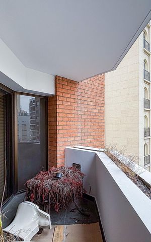 Apartamento para alugar com 224m², 2 quartos e 3 vagas