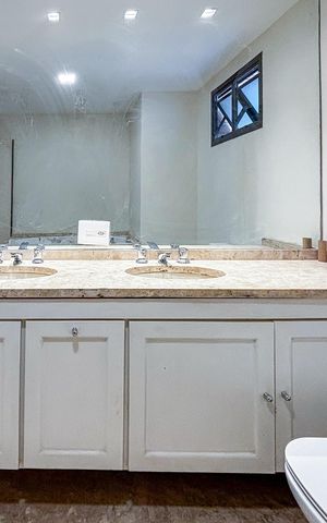 Apartamento para alugar com 224m², 2 quartos e 3 vagas