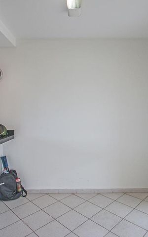 Apartamento à venda com 184m², 4 quartos e 4 vagas Apartamento à venda com 184m², 4 quartos e 4 vagasÁrea de serviço
