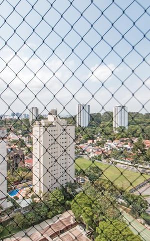 Apartamento à venda com 184m², 4 quartos e 4 vagas Apartamento à venda com 184m², 4 quartos e 4 vagasVaranda